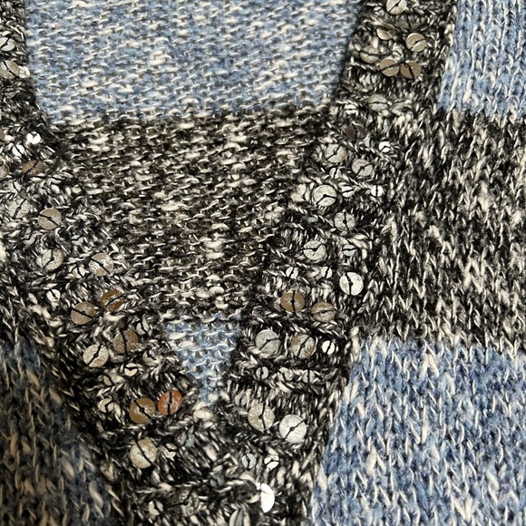 Cardigan - Picture 7 of 7